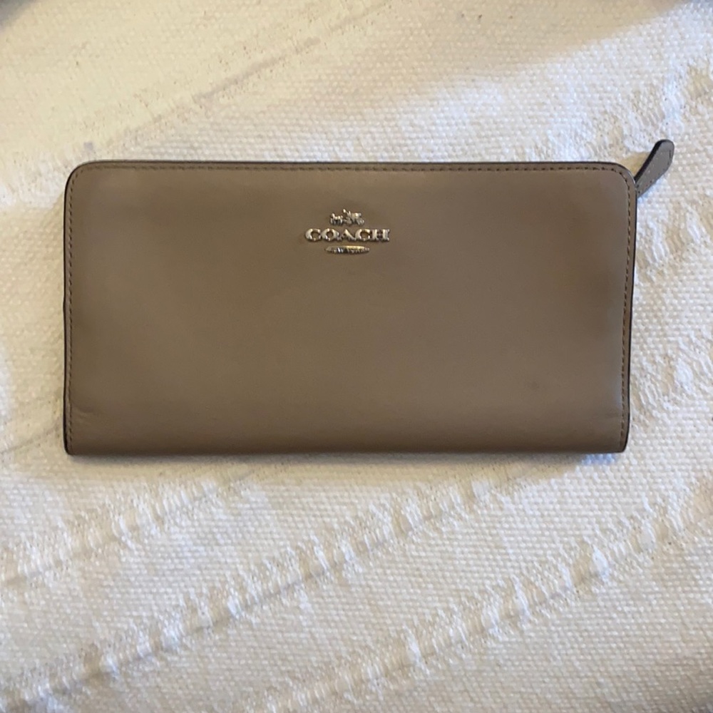Coach wallet